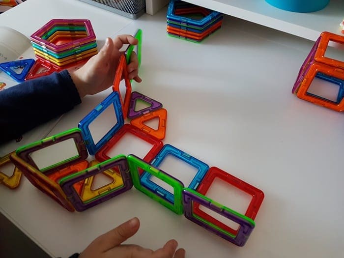 62 Bausteine zum Bauen von Magneten+Plastik Bunt Ziemlich schön Kinderspielzeug 