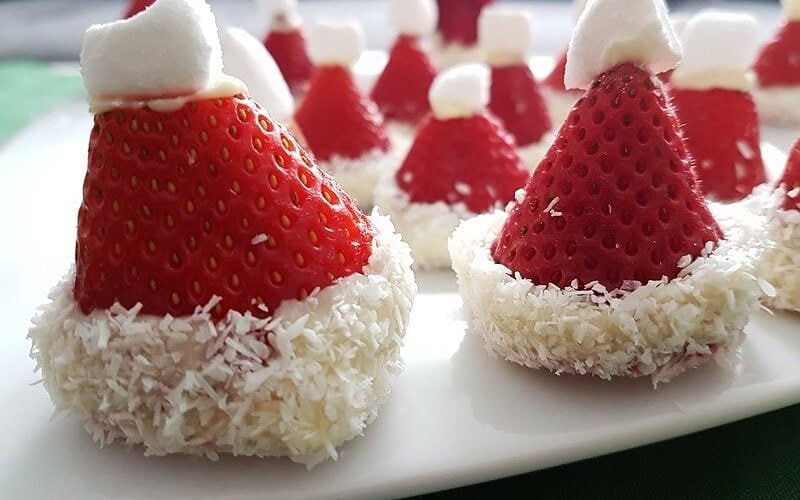 Rezept: Erdbeer Nikolausmütze Weihnachten Dessert