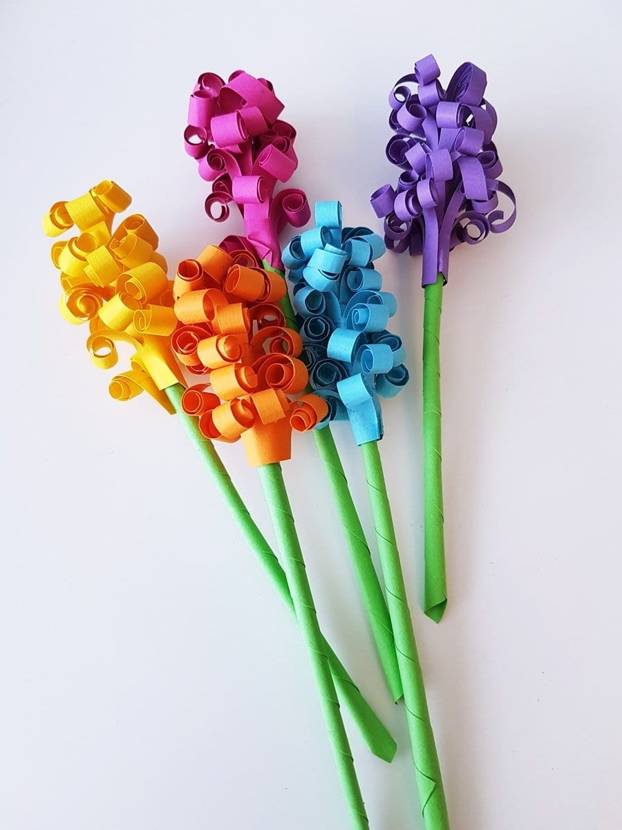Hyazinthen aus Papier basteln: DIY Blumen für den Frühling