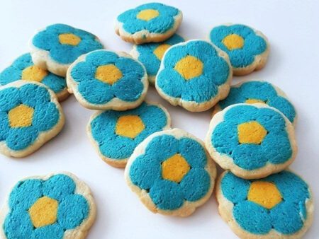 Rezept und Anleitung Kekse backen mit Blumen-Motiv (innen) Motivkekse ohne Ausstechform